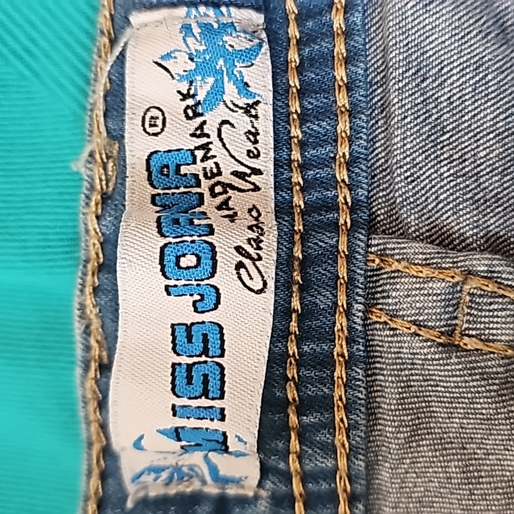 NOT FOR SALE - Picture 7 of 8